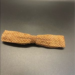 Vintage Brown & Cream Bat Wing Bow tie